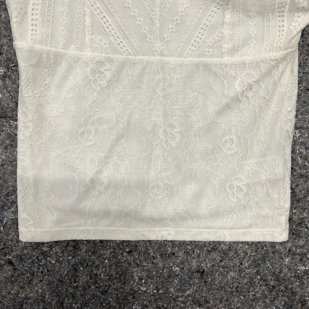 Lace Trim Ivory Camisole Top - Picture 10 of 13
